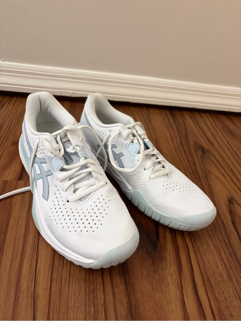 Asics White and Light Blue Women's Athletic Sneakers